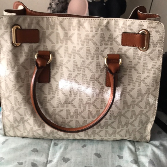 Michael Kors purse - Picture 3 of 4